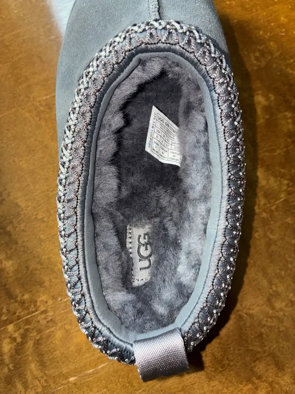 UGG Tazz Platform Slippers in Dark Grey - Image 5