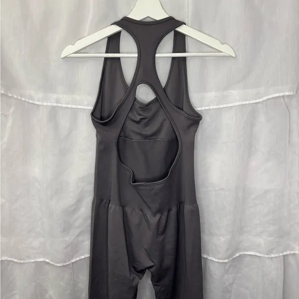 Sleeveless Activewear Jumpsuit Gray Size XL - Image 6