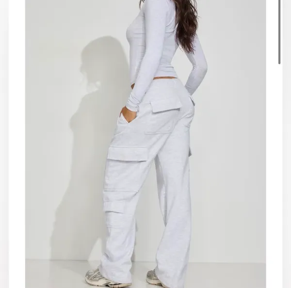NWTS SWS Athletic UltraFleece Cargo Sweatpants Color Spring Grey Mix - Image 2