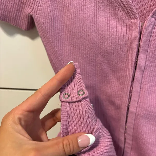 Abercrombie Pink Clasp Bodysuit - Image 4