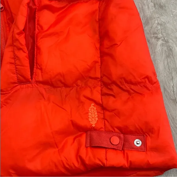 NWT FP Movement Free People‎ In a Bubble Puffer Vest Orange Size M Primaloft - Image 10