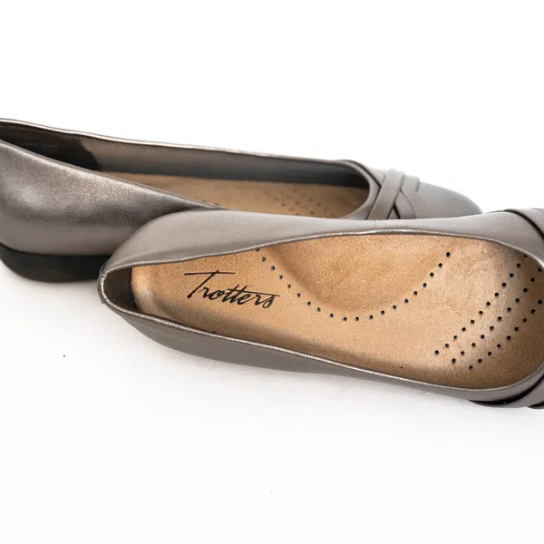 Trotters‎ Daphne - Image 7