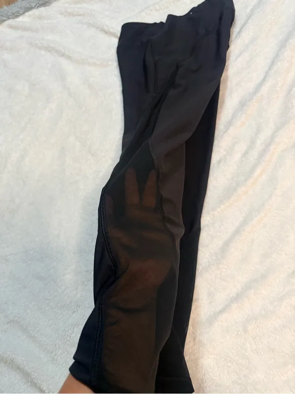 Old Navy Black High-Waist Active Leggings - Image 7