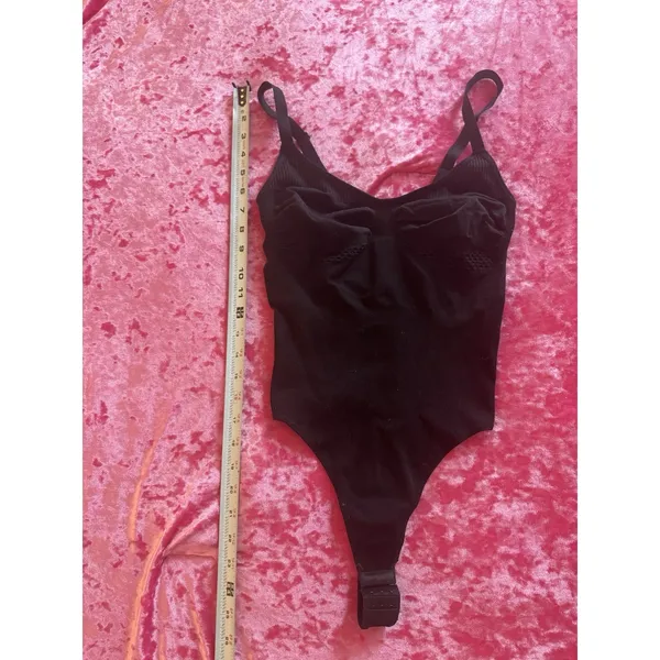 Black Seamless Sculpt Thong Bodysuit Stretchy Adjustable Straps Women's Small - Image 4