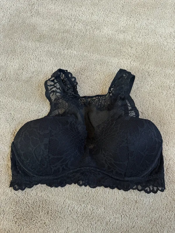 Victoria’s Secret PINK Black Lace Bralette – Size M - Image 2