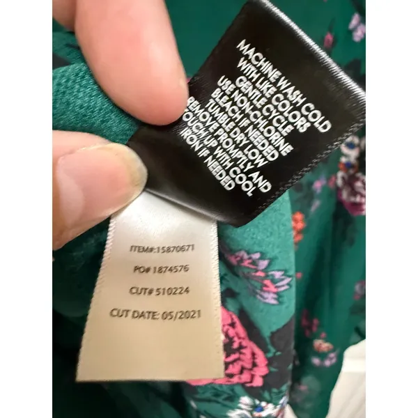 Torrid Green Floral Georgette Smocked Mock Neck Blouse Size 2‎ 2X 18/20 - Image 10