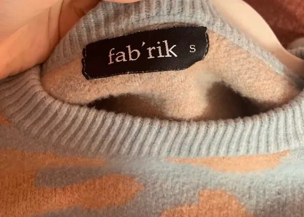 fab'rik Sweater - Image 2
