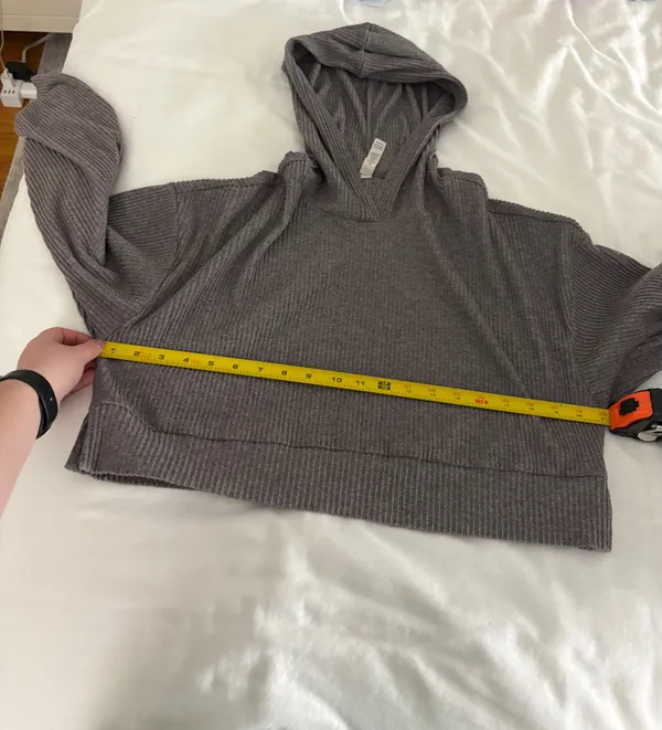 Alo Yoga Muse Hoodie - Image 3