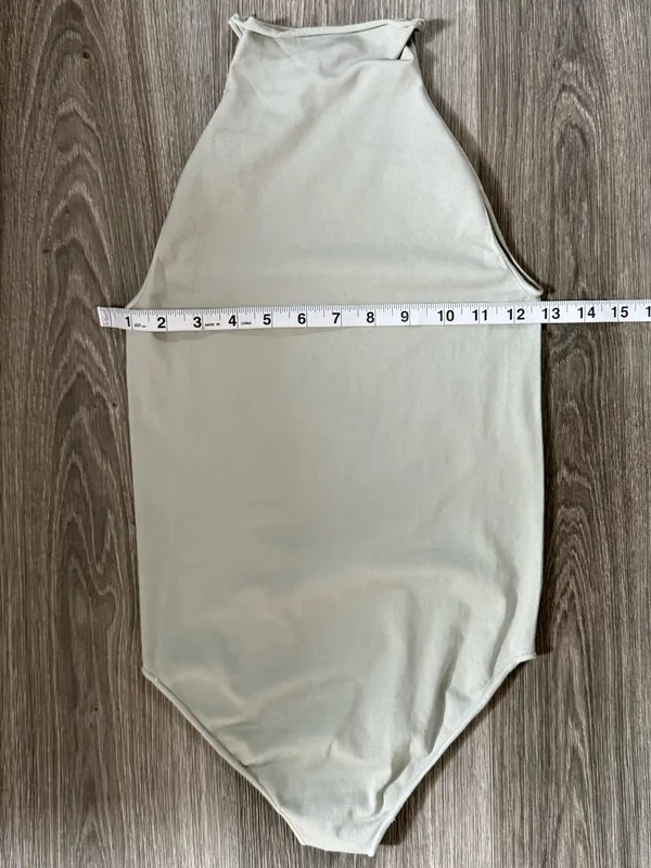 Skims Essentials Seamless Mock Neck Bodysuit Light Grey/Stone Size XXS/XS - Image 3