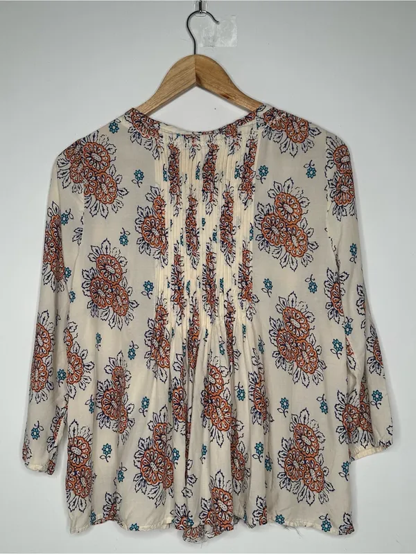 Vanessa Virginia Anthropologie Floral Pintuck Blouse Size 4 - Image 6