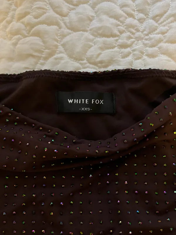 White fox rhinestone skirt - Image 2