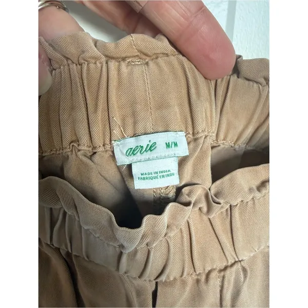 Aerie‎ Tan Paperbag Pull On Shorts Medium - Image 2