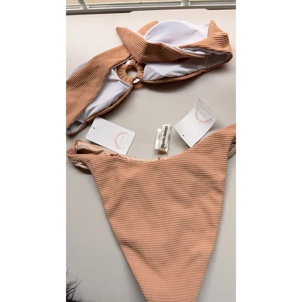 Dippin Daisys‎ Bikini Set Womens Peach Waffle Knit Ring Detail Swimsuit NWT - Image 4