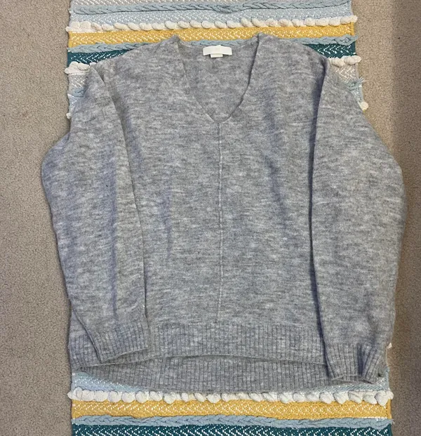 H&M Sweater - Image 2