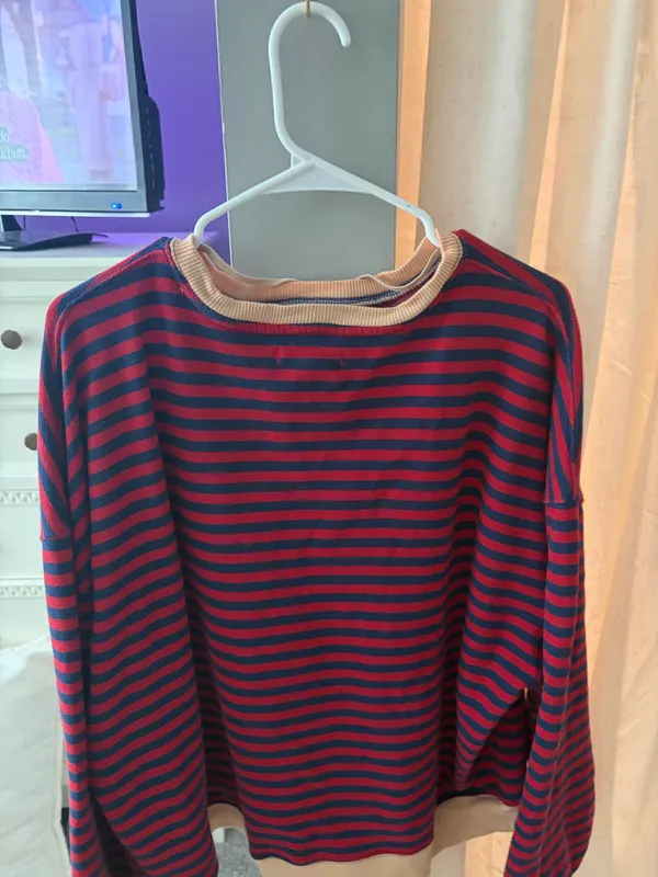 Free People Crewneck - Image 2