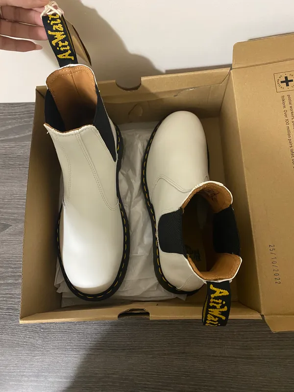 Dr. Martens Chelsea Boots - Image 3