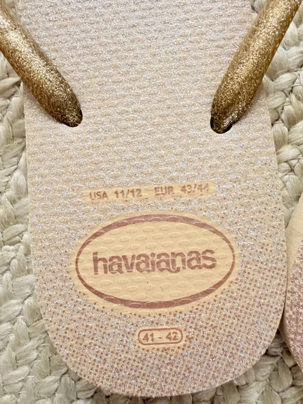 Havaianas Slim Gloss Flip Flops with Gold Glitter Straps 11/12 - Image 5