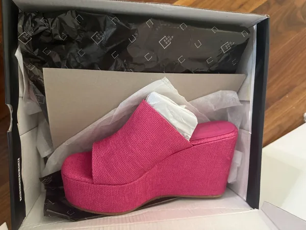 Shu Shop Wedges Pink Size 7 - Image 4