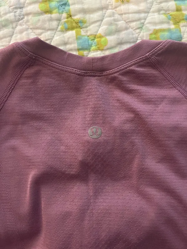 Lululemon Swiftly Short Sleeve 2.0 - Image 4