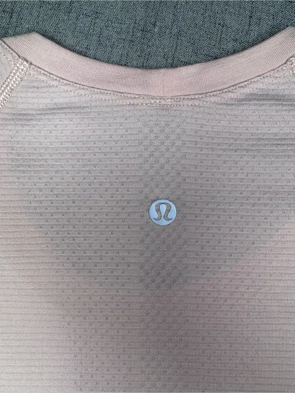 Lululemon Swiftly Tech Short Sleeve Shirt Hip Length 2.0 Pink Peony Size 8 - Image 10