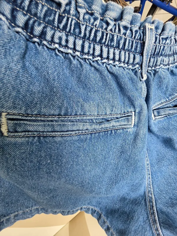 Levis Paperbag High Rise Cuffed Shorts Sz 29 Denim Blue Jean Elastic - Image 6