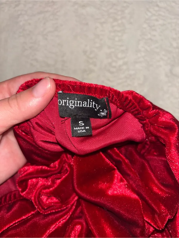 Originality Red Velvet Dress - Image 4