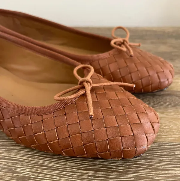 Madewell Flats - Image 2