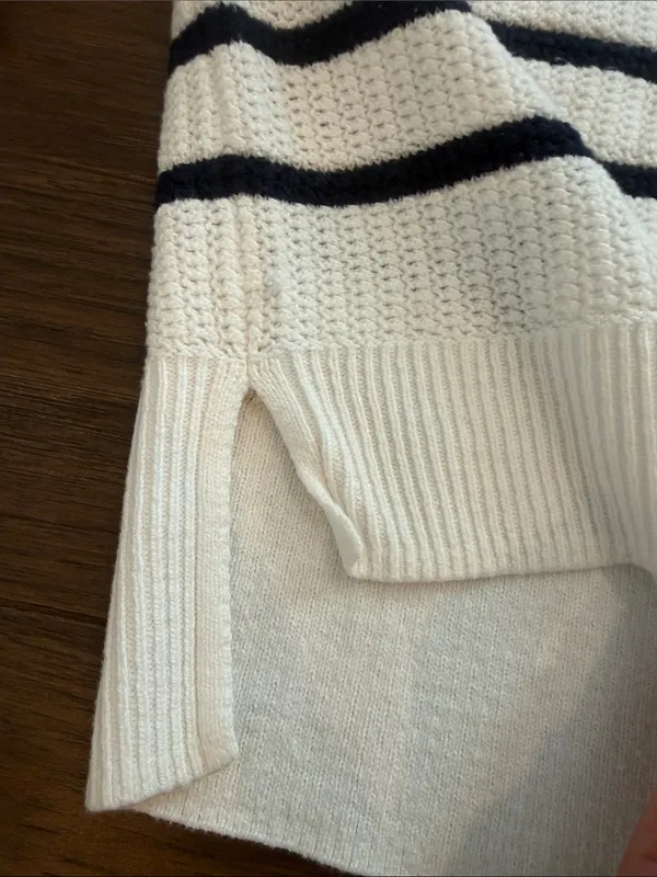 Old Navy Cream Sweater with Navy Stripes - Crew Neck Size XS - C58-022 - Image 4