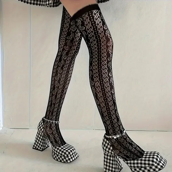 Black Lace Hollow - Image 6