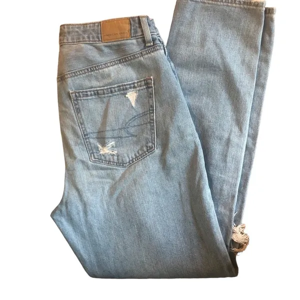 American Eagle Distressed Mom Jean Sz. 8L Light Wash Cotton Stretch Grunge - Image 2