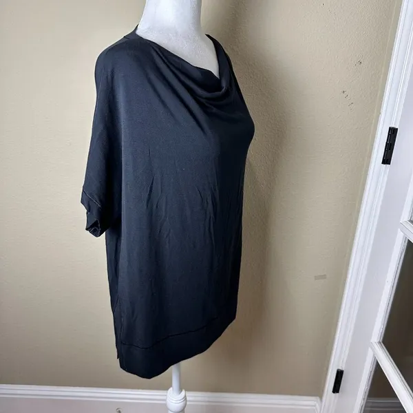 ATHLETA Drape Neck Short Sleeve Knit Top T Shirt Blouse Size Medium - Image 6