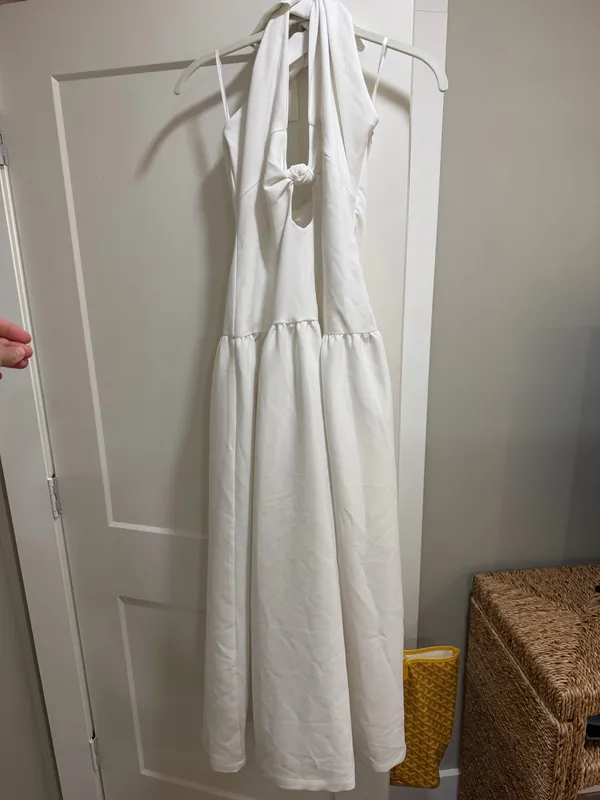 Revolve Maxi Dress White - Image 3
