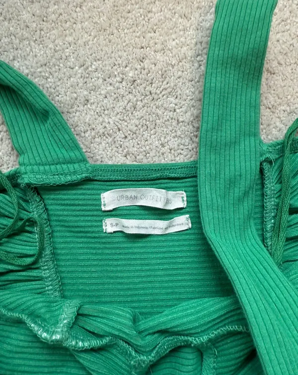 Urban Outfitters Top Crop Green Cutout - Image 2
