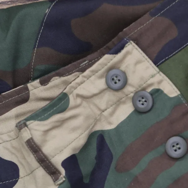NWT Urban Renewal Button Fly Cargo Military Straight Leg Pants Green Camo S - Image 5