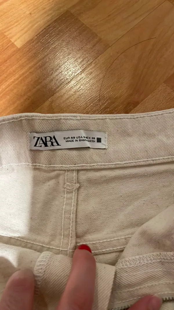 ZARA Beige Shorts - Image 3