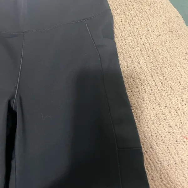 Amazon Black Wide-Leg Trousers - Image 3