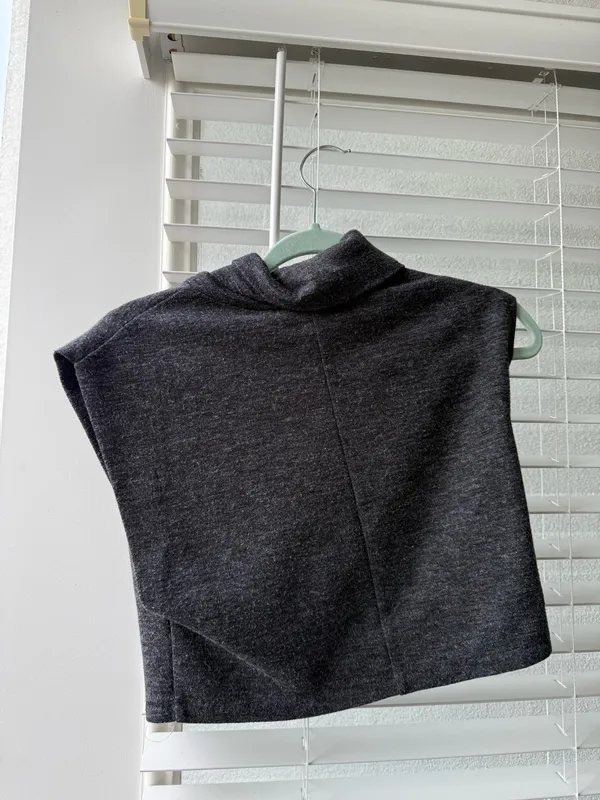 Mock Neck Short Sleeve ZARA Top - Image 2