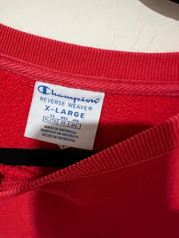 Champion Cropped Sweatshirt - Image 2
