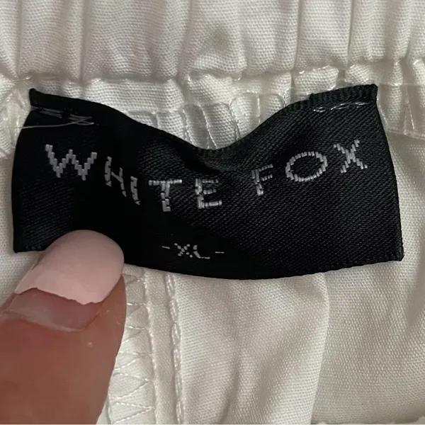 White Fox White Cotton Shorts‎ NWOT Size XL - Image 2