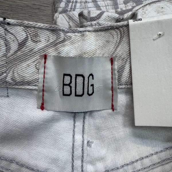 BDG Urban Outfitters High-Rise Baggy Jeans Marble Swirl Pink Rose Size 25‎ NWT - Image 5