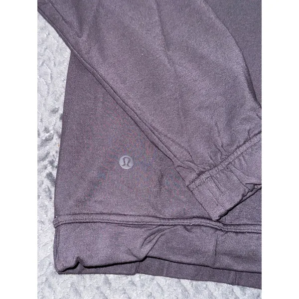 Lululemon Women's Twisted And Tucked Hoodie Sweatshirt Pullover‎ Purple Size 8 - Image 4