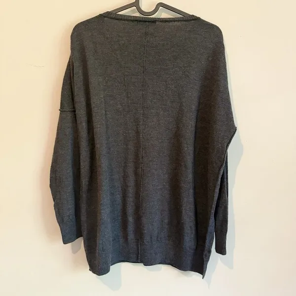 525 America Sweater Size Small Gray Solid Scoop Batwing Long Sleeve Wool 1912 - Image 6