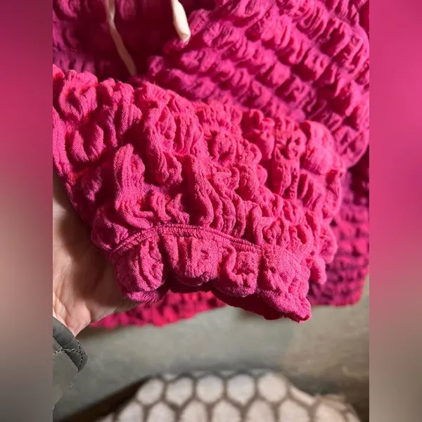 Source Unknown Hot Pink Bubble Textured Hoodie M Y2K retro - Image 5