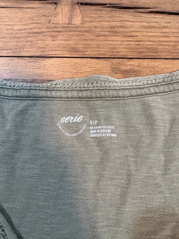 Aerie Off-The-Shoulder Crop Top - Image 2