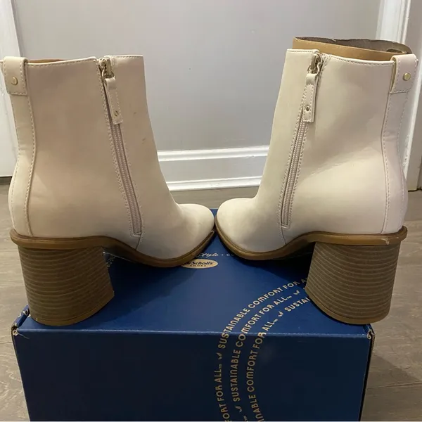 NEW Dr. Scholl's Shoes Women's Ride Away Mid Shaft Boots Calf in White Cap - Image 8