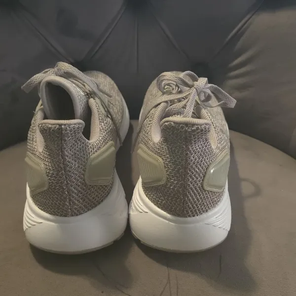 Adidas Mesh Gray Sneakers - Image 3