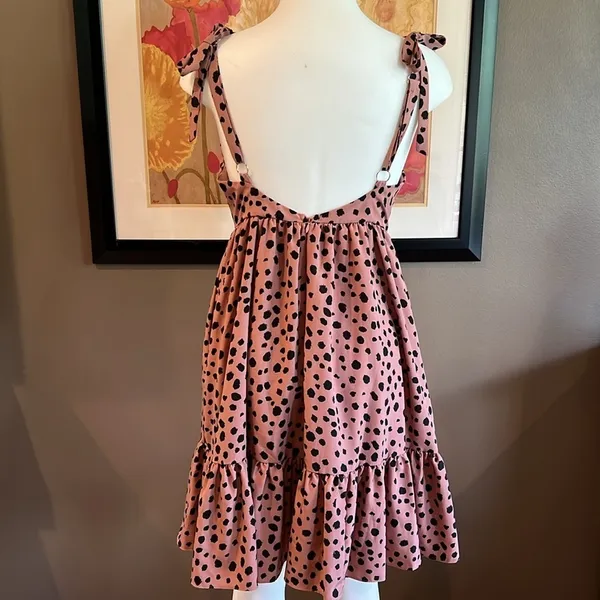 DANI & DAVI Lauren Tiered Ruffle Spotted Low Back Surplice Dress Size Medium - Image 5