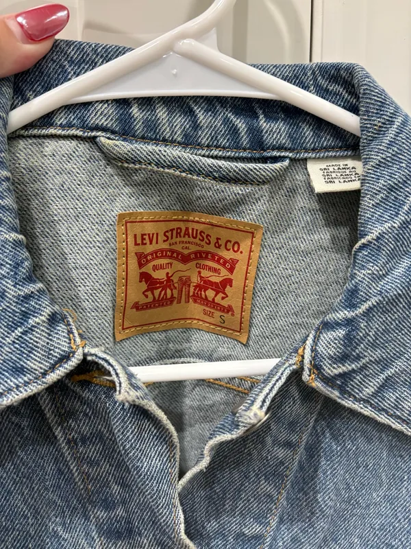 Levi’s Denim Jacket Women’s - Image 2