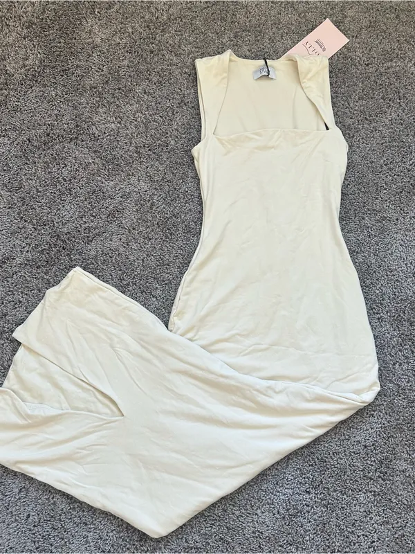 Oh Polly Cream Sleeveless Maxi Slip Dress - Image 2