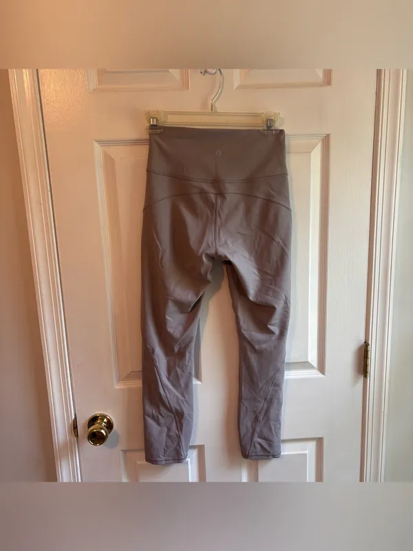 Lululemon In Movement Crop 23” Everlux Dark Chrome Size 6 - Image 2